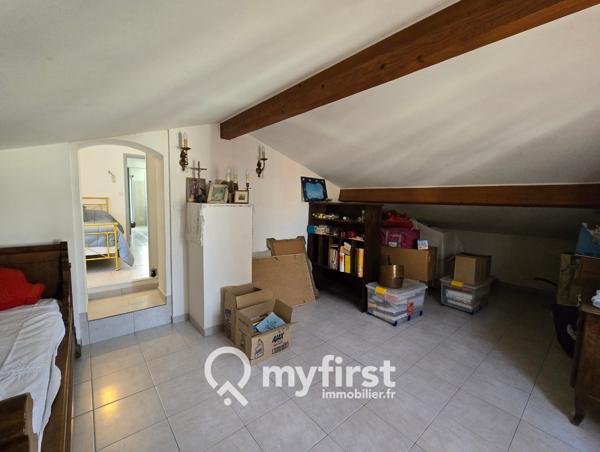 Le Pradet (83220) Maison traditionnelle de 7 chambres, dans le centre du Pradet