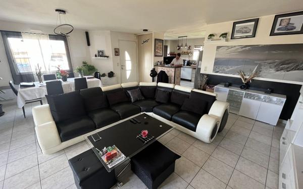 Maison à vendre    5 pièces • 101,60 m2 Narrosse