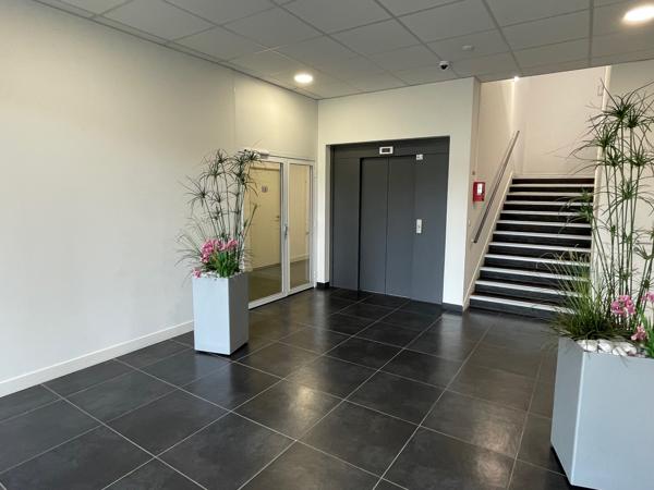Bureaux à louer à HEUDEBOUVILLE 27400