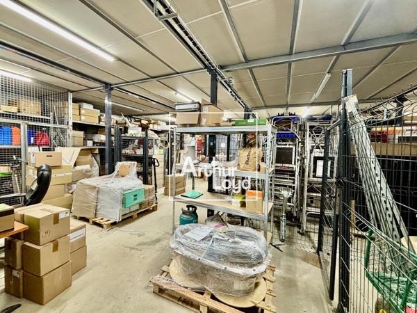 Bâtiment indépendant 600 m² - Bureaux et stockage léger à Saint-Jean-de-Védas, accessibilité optimale