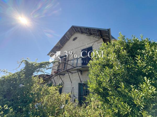 Propriete 12 pièce(s) 1 chambre(s) 195.65 m²