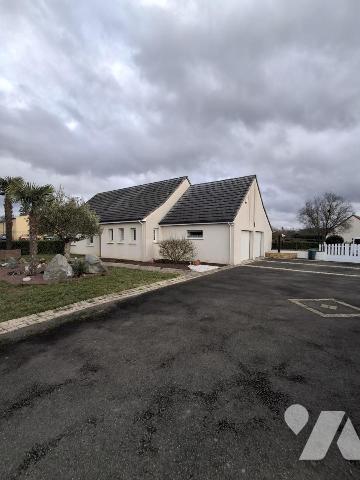 MAISON A VENDRE A MEZERAY