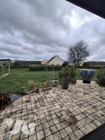 MAISON A VENDRE A MEZERAY