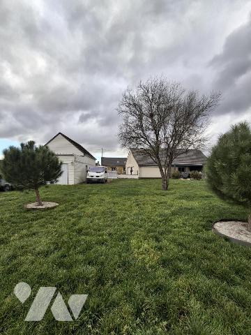 MAISON A VENDRE A MEZERAY