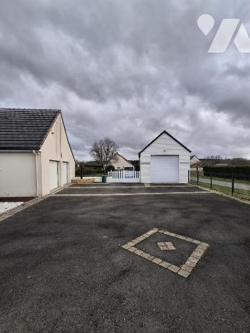 MAISON A VENDRE A MEZERAY