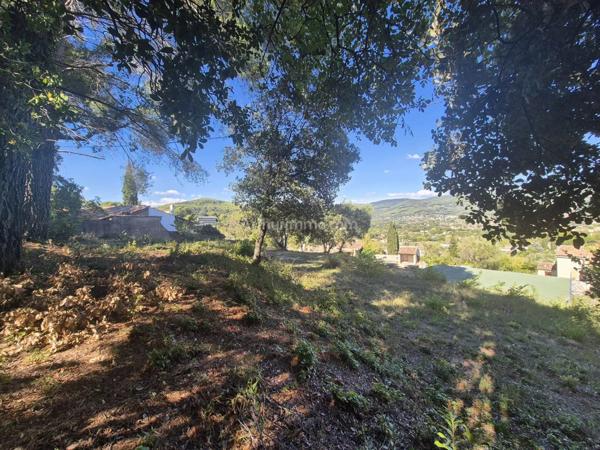 Vente Terrain 1104 m2 à Draguignan