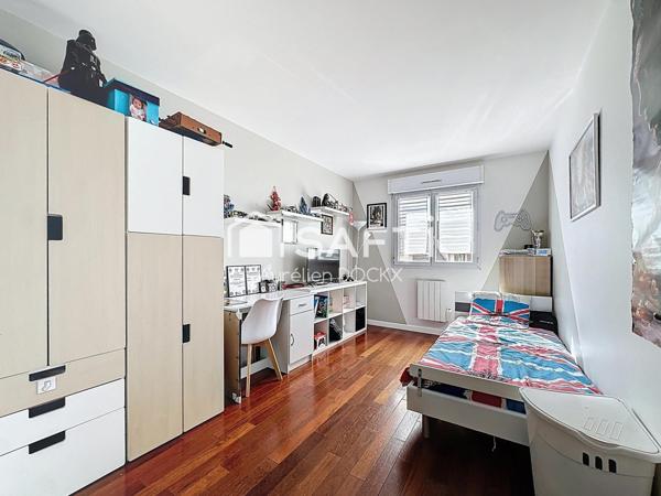 Superbe duplex T4 au dernier étage - centre ville