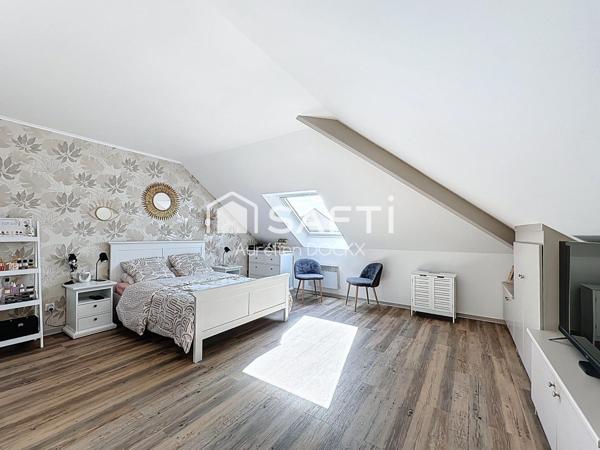 Superbe duplex T4 au dernier étage - centre ville