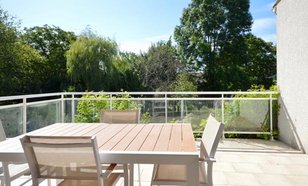 Villa 6 pièce(s) 4 chambre(s) 175 m²