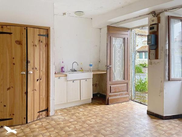 Maison à vendre 28 000 € Bussière-Boffy 6 p 145 m² DPE G