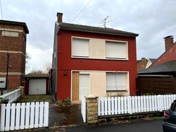 Maison individuelle à Saint-Amand-les-Eaux avec garage