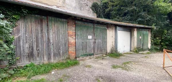 Location Garage à Vienne