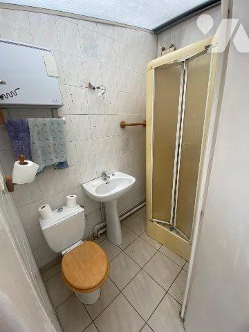 CALAIS SAINT PIERRE MAISON DE VILLE 2 CHAMBRES JARDIN