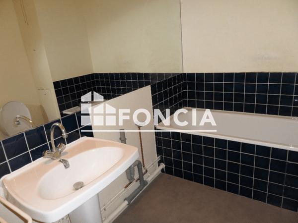 Location Studio 31.51 m² - 73/75 AV. GEORGES CLEMENCEAU Caen 14000