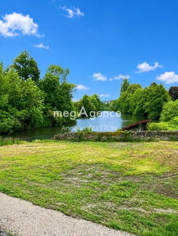 Maison à BEAUMONT SUR SARTHE, 72170 - 12 pièces 266m²
