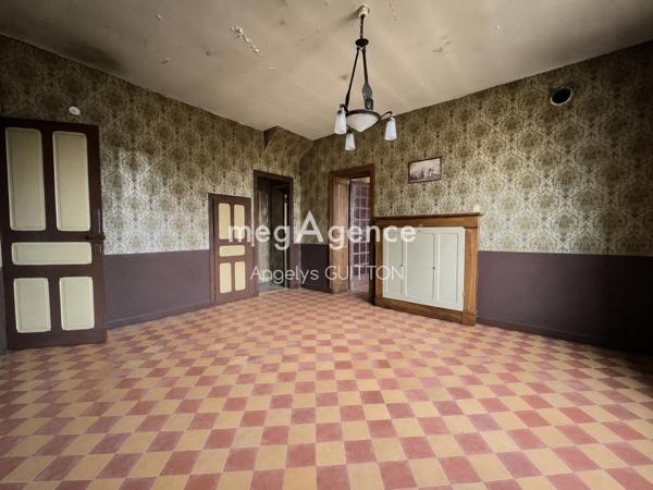 Maison à BEAUMONT SUR SARTHE, 72170 - 12 pièces 266m²
