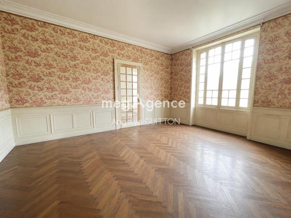 Maison à BEAUMONT SUR SARTHE, 72170 - 12 pièces 266m²