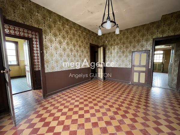 Maison à BEAUMONT SUR SARTHE, 72170 - 12 pièces 266m²
