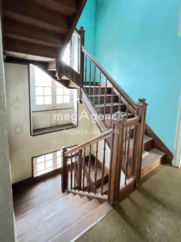 Maison à BEAUMONT SUR SARTHE, 72170 - 12 pièces 266m²