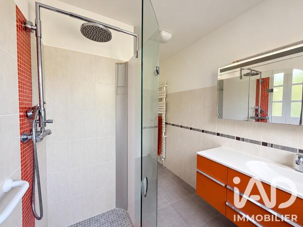 Maison à vendre 6 pièces 137 m² Saint-Germain-en-Laye