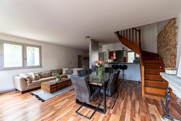 Maison 5 pièces 3 chambres avec garage et jardin