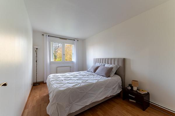 Maison 5 pièces 3 chambres avec garage et jardin