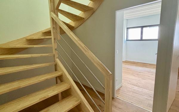 Appartement à vendre    4 pièces • 142,60 m2 Pau