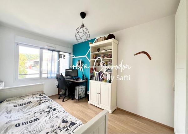 Maison contemporaine 4 pièces avec Garage et place de stationement – Beynost