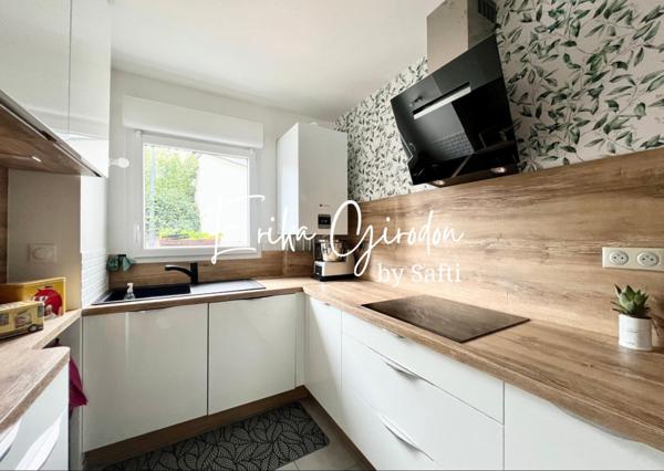 Maison contemporaine 4 pièces avec Garage et place de stationement – Beynost