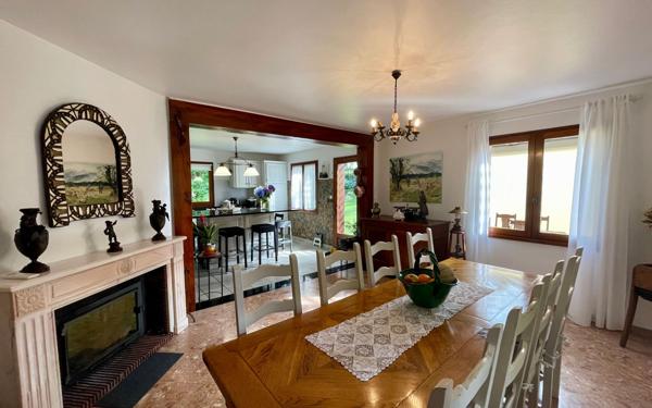 Maison à vendre    6 pièces •  Montfort-en-Chalosse