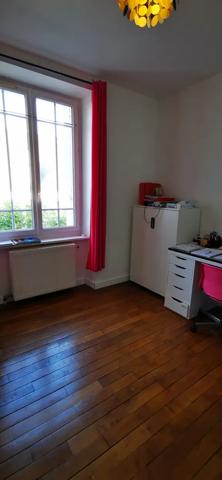 maison en pierres rénovée de 5 chambres avec garage et jardi