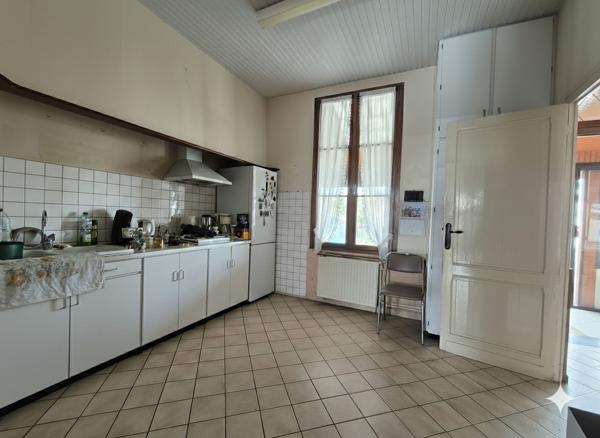 TALENCE / PEIXOTTO - Charmante maison de 100m² avec garage de 37m² et beau jardin