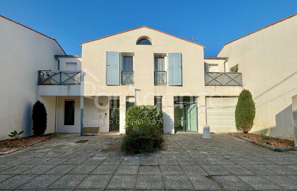 Local professionnel Plain-pied Centre-ville