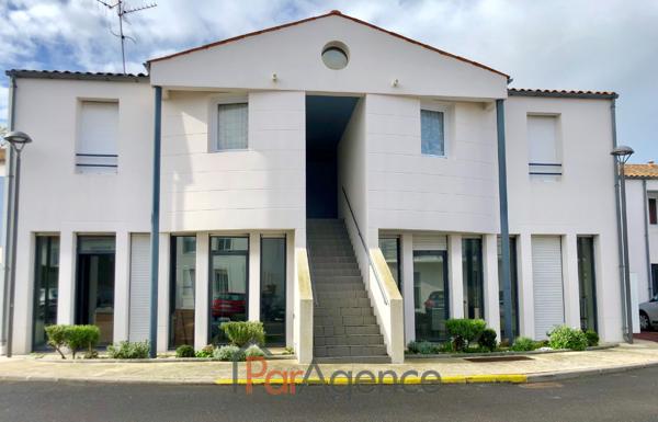 Local professionnel Plain-pied Centre-ville