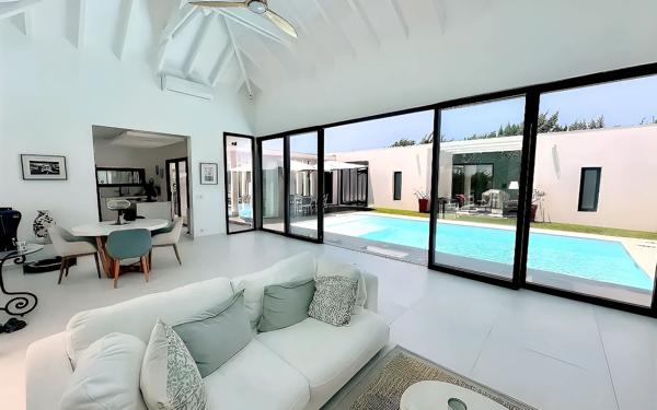 Maison à vendre    5 pièces • 128 m2 Saint-François