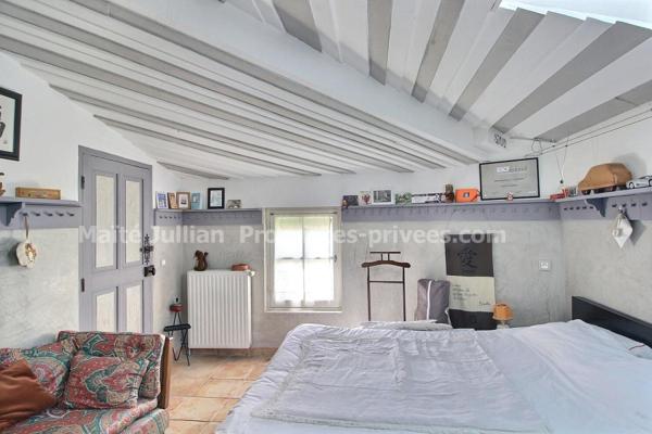 Demeure de prestige 5 chambres avec cour arborée