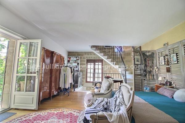 Demeure de prestige 5 chambres avec cour arborée