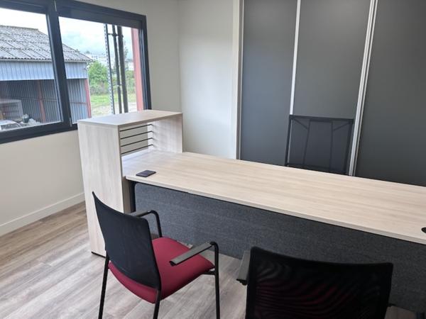 BOURG EN BRESSE - LOCATION - BUREAUX MEUBLES ET EQUIPES
