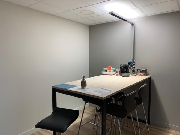BOURG EN BRESSE - LOCATION - BUREAUX MEUBLES ET EQUIPES