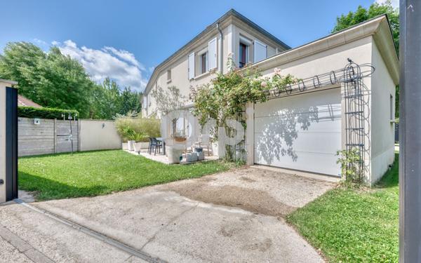 Maison à vendre    5 pièces • 115 m2 Bussy-Saint-Georges