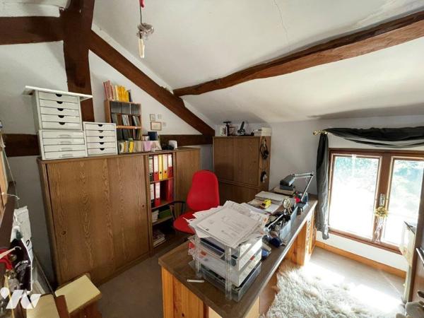 MIELAN (32) Cœur de village, maison de ville et dépendance aménagées sur 517m²