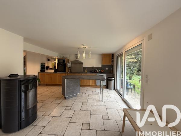 Maison à vendre 6 pièces 133 m² Crécy-la-Chapelle
