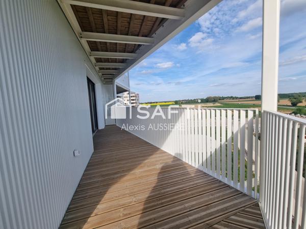 APPARTEMENT 64 M2 + TERRASSE 19 M2