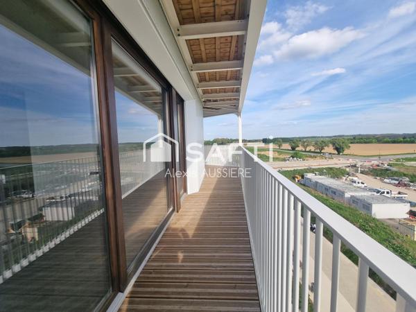 APPARTEMENT 64 M2 + TERRASSE 19 M2