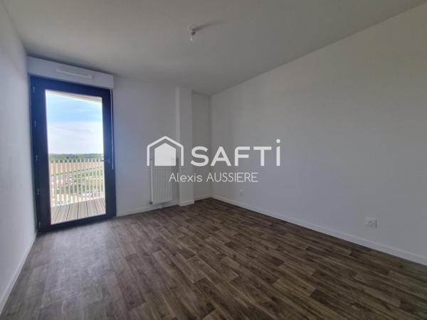 APPARTEMENT 64 M2 + TERRASSE 19 M2