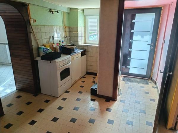 Maison 4 chambres sur 8 ares de terrain