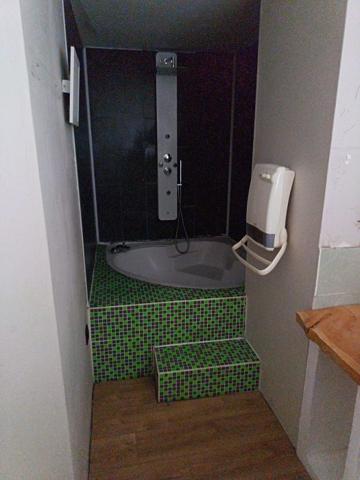 Maison 4 chambres sur 8 ares de terrain
