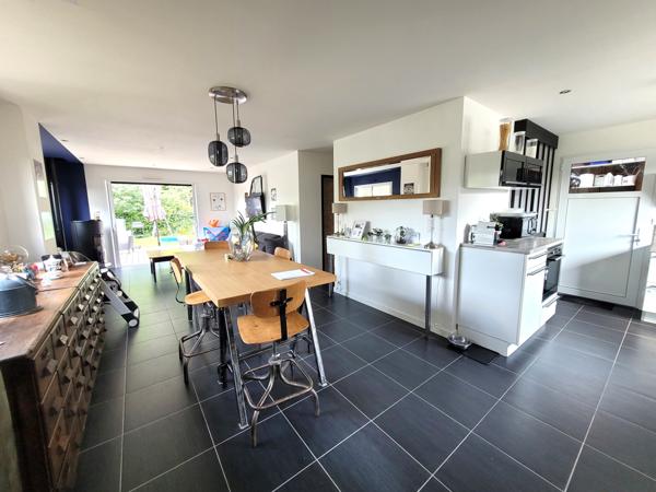 Maison 3 chambres + Garage au calme