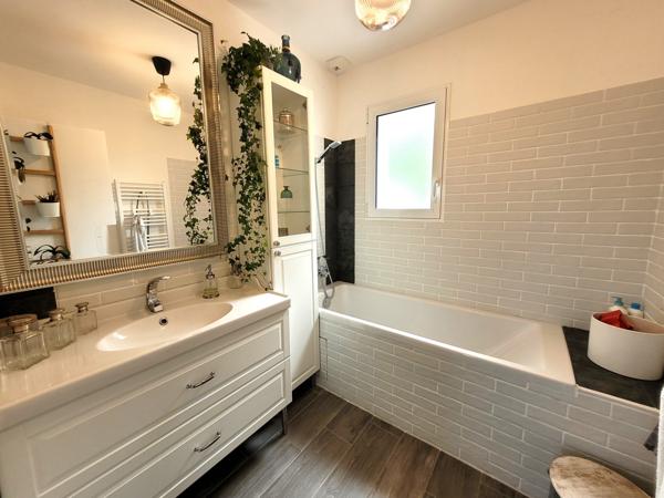 Maison 3 chambres + Garage au calme