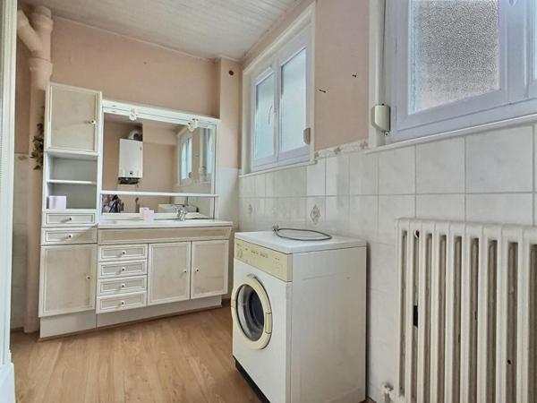 Appartement à vendre à Lens centre-ville ? 60 m² ? Ancien T3 ? Cave ? Proche gare